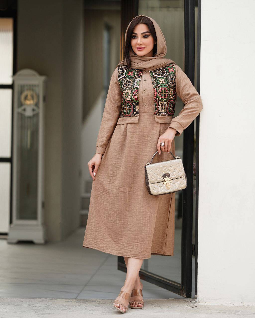 ست دو تیکه پیراهن بلند و جلیقه سنتی زنانه